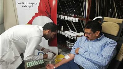 «بوتاجاسكو» تشارك في مبادرة قطاع البترول للتبرع بالدم.. ورئيس الشركة أول المتبرعين