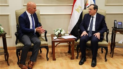 تعاون بين قطاع البترول وجنرال اليكتريك في مجال الاستدامة وخفض الانبعاثات