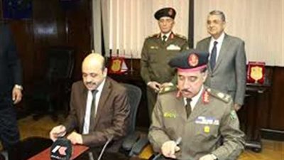 وزير الكهرباء وقيادات الوزارة يفتتحون المرحلة الأولى من مشروع الرمال السوداء برشيد