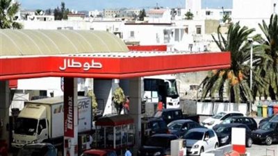 الجيش يتدخل لحلّ أزمة الوقود في تونس