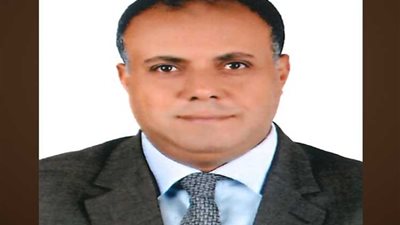 رئيس «بدر الدين للبترول» يتوسط لنجله للحصول على تقييمات وتقديرات متميزة بإحدى الجامعات الخاصة