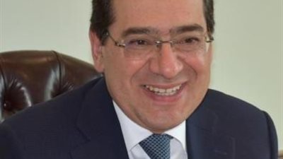 وزير البترول: الشبكة القومية للغازات الطبيعية الشريان الرئيسى للطاقة في مصر