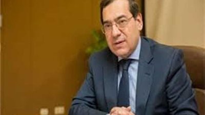 تفاصيل إعلان «البترول» سداد 400 مليون دولار من 1.2 مليار دولار مستحقات للشركاء الأجانب