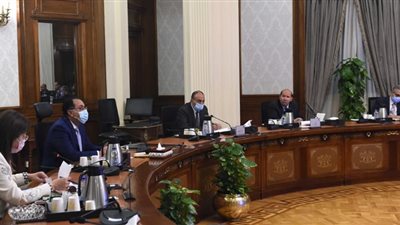 الحكومة توافق على مشروع قرار بإطلاق مدد الإعارات والإجازات الخاصة بدون أجر للعمل بالخارج