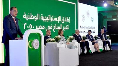 صور.. وزير البترول يشارك في إطلاق الاستراتيجية الوطنية للتغيرات المناخية في مصر 2050