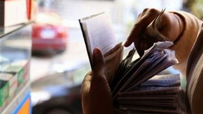 بسبب الفاتورة..تفاصيل إعتداء موظف بـ«بنقل الكهرباء» على «محصل» بكفر غطاطى