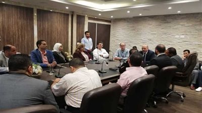 بالصور.. جبران يتفقد مستشفى البترول بالإسكندرية