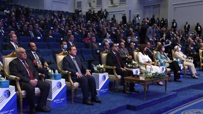 وزير البترول يشارك فى فعاليات مؤتمر 