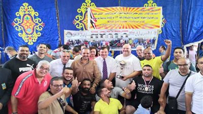 أثقال شمال القاهرة يحسم المركز الأول ب٢٦٩ نقطة.. وفؤاد يطمئن على بعثة الشركة ببورسعيد