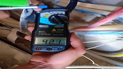 قيادات ومديرى الشئون التجارية بجنوب القاهرة يشنون حملات تفتيش لضبط الممتنعين عن سداد الفواتير وسارقى التيار