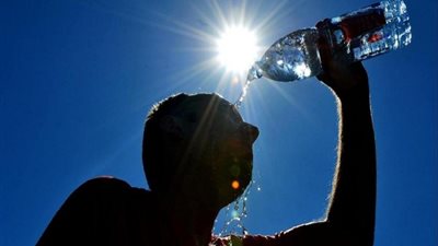 «الأرصاد»: اليوم ذروة الموجة الحارة.. والعظمى بالقاهرة 43 درجة وأسوان 45