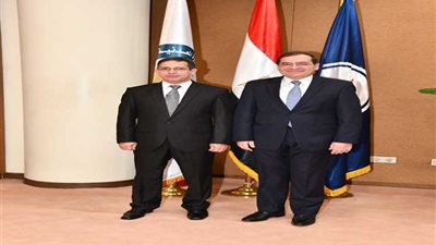 العامة للبترول : 5.2 مليون برميل تم إضافتها  للاحتياطى المؤكد.. والانتهاء من حفر 20 بئراً استكشافية وتنموية