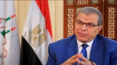 «القوى العاملة»: بدء المقابلات الشخصية لشغل 40 وظيفة بشركات البترول بالإسكندرية