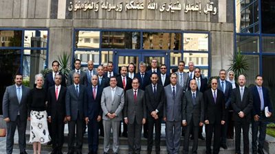 وزير البترول يترأس اجتماع اللجنة العليا لمؤتمر ايجبس 2020