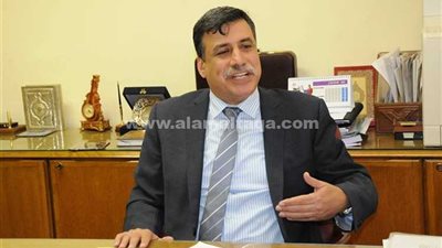 أول تعليق من نائب رئيس هيئة البترول للتجارة الداخلية على خفض الأسعار