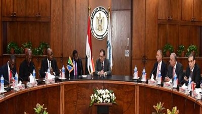 الملا يستقبل وزير الطاقة التنزاني ويبحثا أوجه التعاون المشترك