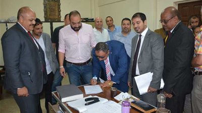 بالصور.. محمد حجاج يترشح لعضوية مجلس إدارة نادي مصر للبترول
