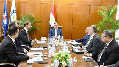 وزير البترول يستقبل رئيس القطاع الدولى ببنك سوسيتيه جنرال الفرنسي