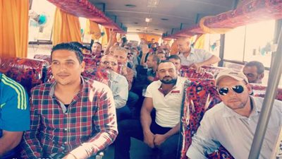 صور| العاملون بـ«القناة لتوزيع الكهرباء» يحتشدون لإعلان دعم الإستقرار والتنمية بقيادة الرئيس السيسي