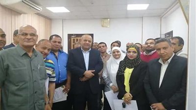 رئيس مصر العليا للكهرباء يكرم العاملين المتميزين بقطاعات الشركة الأربعة والمركز الرئيسى