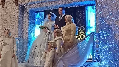 نائب رئيس مصر العليا لقطاعات التحكم والتشغيل يحتفل بزفاف نجلته بسوهاج