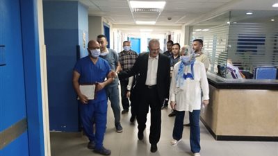 رئيس قطاع القاهرة الطبى يتفقد ويتابع أحوال المرضى بمستشفى الكهرباء ألماظة