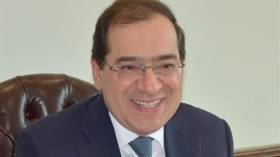 وزير البترول: زيادة عدد محطات تموين السيارات بالغاز من 206 إلى 800 محطة خلال عام ونصف