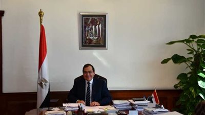 «البترول» تعلن بدء تطبيق استخدام عدادات الغاز مسبقة الدفع