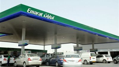 قفزات متتالية لأسعار الوقود فى الإمارات بسبب الحرب الروسية الأوكرانية