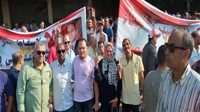 دارا وغرب بكر تشاركان في مسيرة دعم الرئيس السيسي