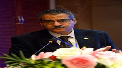 الحسينى يلقى كلمة مصر خلال مشاركته فى مؤتمر الشبكات الذكية بالصين