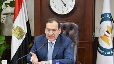 قطاع البترول يستحوذ على الـ 50% المملوكة لشركة تويوتا بالشركة المصرية للحفر البحرى