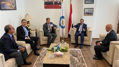 وزير البترول يبحث زيادة استثمارات اكسون موبيل العالمية فى مصر