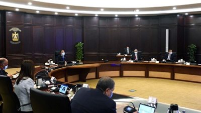 توفر 450 مليون دولار شهريا.. مدبولي يطالب بخطة لترشيد استهلاك الكهرباء من خلال «تصدير الغاز»