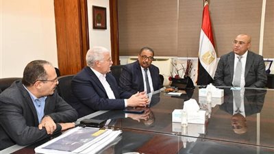 الجزار يتابع الموقف التنفيذي لمحطة جوليوس نيريري الكهرومائية بتنزانيا