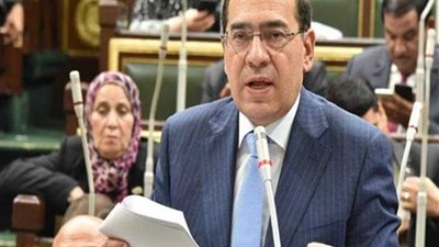 الأحد.. مجلس النواب يستدعي وزير البترول لمناقشة سعر الغاز للعبوات الزجاجية