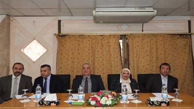 ماهر والهادى يستقبلان وفد من إعداد القادة خلال زيارتهم لمستشفى الكهرباء بألماظة