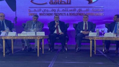 بالصور.. المحاسب عبدالمحسن خلف يستعرض تجربة «الكهرباء» في تدريب الشباب الأفريقي بمؤتمر الاهرام للطاقة