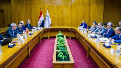 «اقتصادية قناة السويس»: جلسة عمل مع «سكاتك» النرويجية لمتابعة التعاون في مشروع الوقود الأخضر