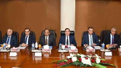 الملا يعتمد الموازنات التخطيطية لشركات «أسيوط للتكرير» و«العامرية» و«الإسكندرية للبترول»
