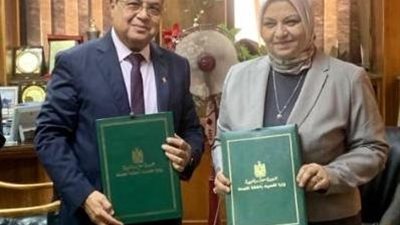 «المصرية لنقل الكهرباء» توقع عقد بـ 110 مليون جنيه لإنشاء محطة محولات جامعة المنيا