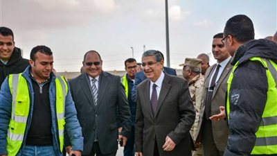 بعد وضع الجهد عليها ..شاكر ومدكور يتفقدان محطة محولات العاصمة الإدارية ss2