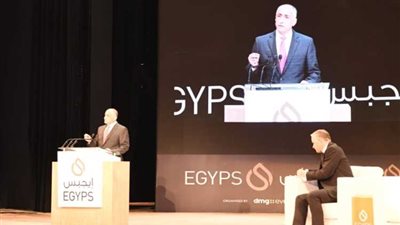 طارق عامر: «البترول» مستقر ونفخر بدعم القطاع المصرفى لمشروعاته