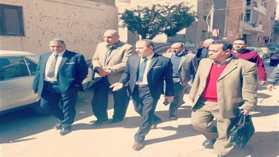 رئيس مصر الوسطى للكهرباء يتفقد معدلات سير العمل بقطاع المنيا