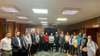 «المصرية للنقل» توقع 4 عقود بـ 800 مليون جنيه لتأمين التغذية الكهربائية لمشروع الدلتا الجديدة