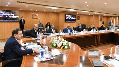 د. نائل درويش رئيس «جنوب الوادى»: إضافة 15 مليون برميل احتياطيات جديدة وزيادة الإنتاج بنسبة 10%
