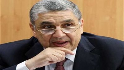 مهينة قائما بأعمال رئيس قطاع البحوث والتخطيط ومتابعة الهيئات بالكهرباء بجانب عمله