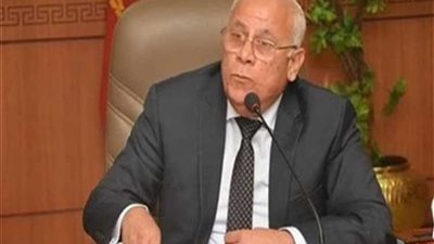 محافظ بورسعيد يدعو المستثمرين لإنشاء محطات لتموين السفن بالغاز الطبيعي