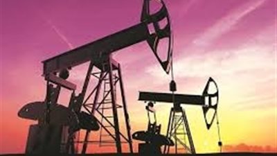 شقة إيجار ب٦ ٱلاف جنيه وجمع ريموتات كنترول..خطة رئيس شركة إنتاج صغرى لترشيد النفقات!!!