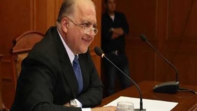 ضعف الشبكة وسرقة الأبراج..البرلمان يواجه الكهرباء بـ6 طلبات إحاطة غدا